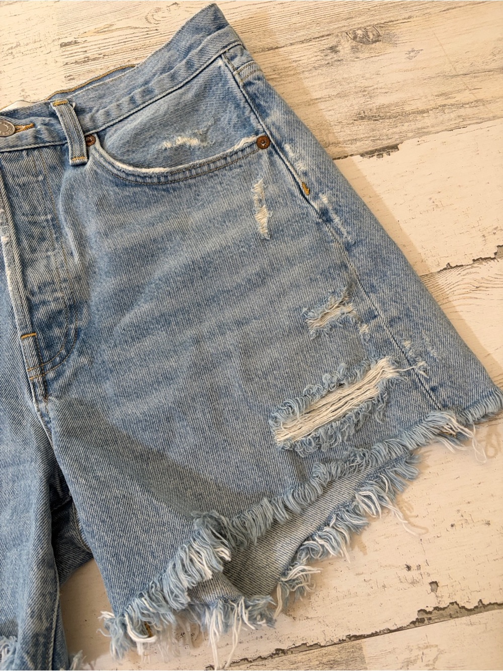 Agolde Parker Long High-Rise Distressed Denim Shorts - Picture 6 of 14